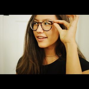 Meet your Posher, Lily